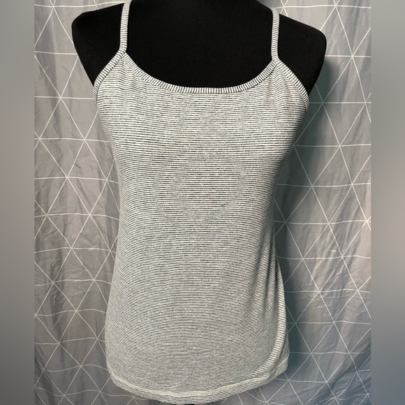 Lululemon women tank top. - Picture 1 of 9